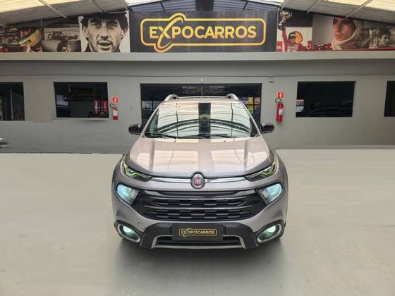 FIAT TORO 2.0 16V TURBO DIESEL VOLCANO 4WD AT9